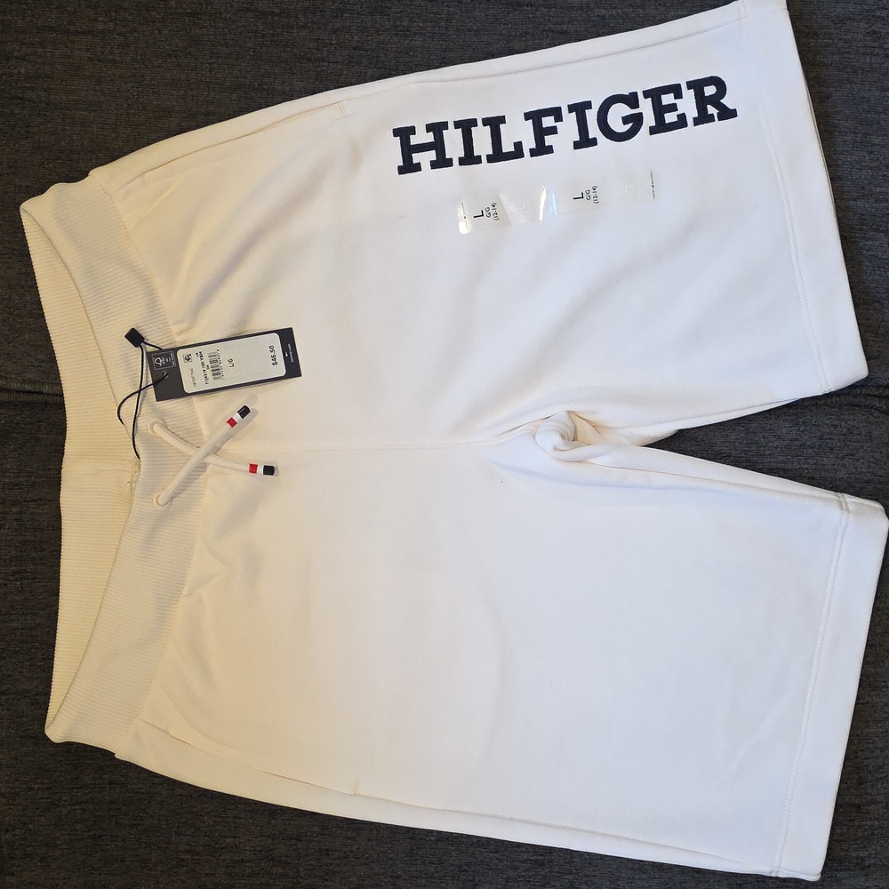 Cream /  Offwhite Boy's Short 12/14